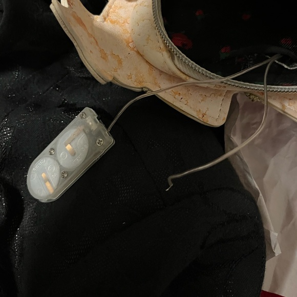 Betsey Johnson One Smart Cookie crossbody bag *please read description* - Picture 7 of 8